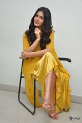 Amyra Dastur New Photos